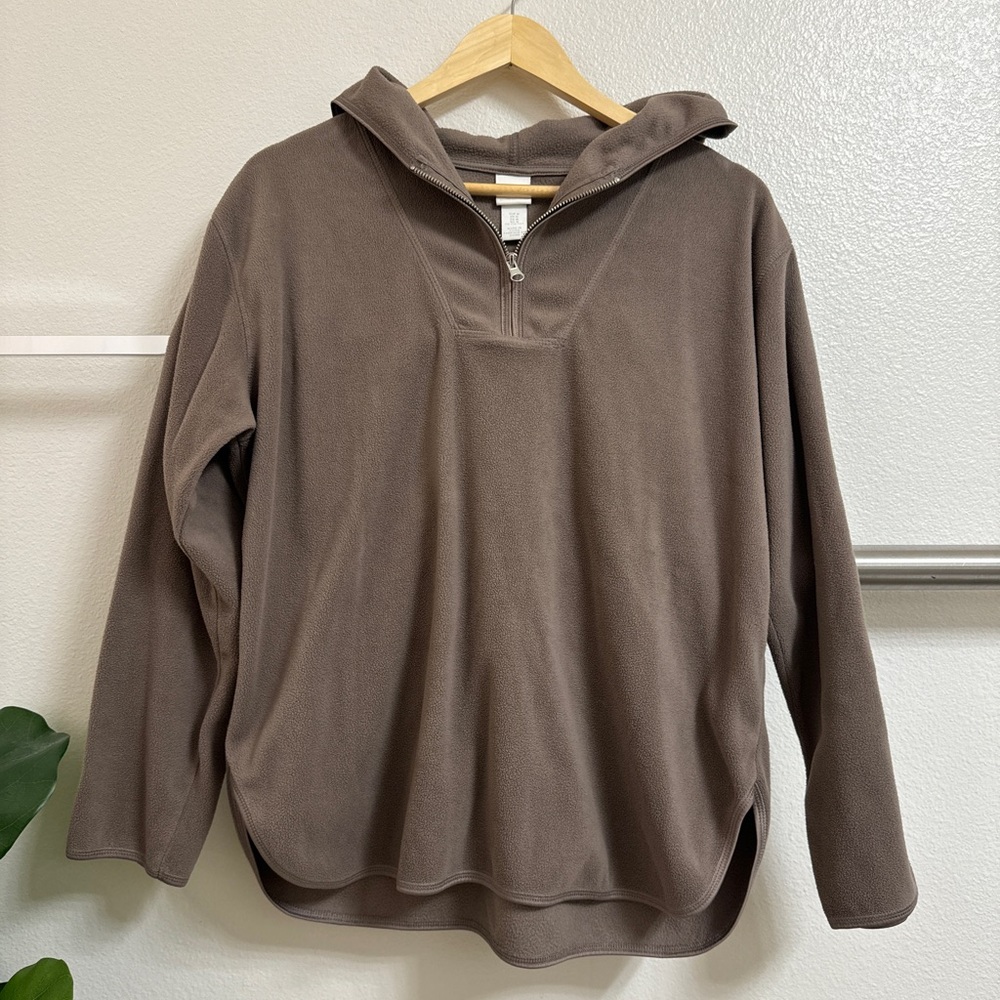 H&M sweater